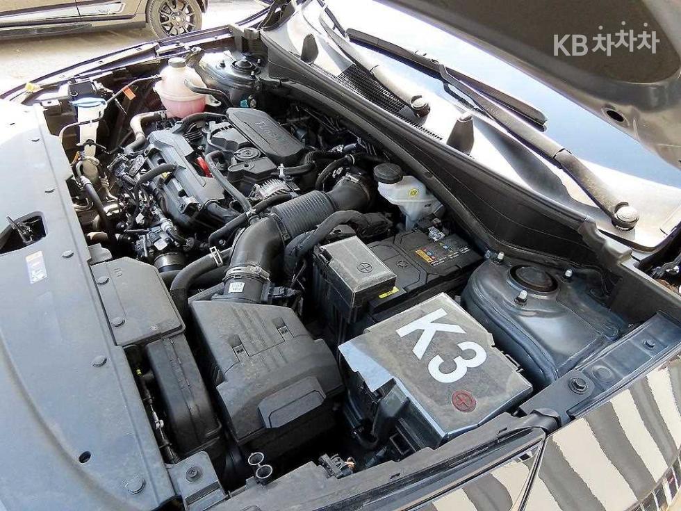 2025 - kia sportage