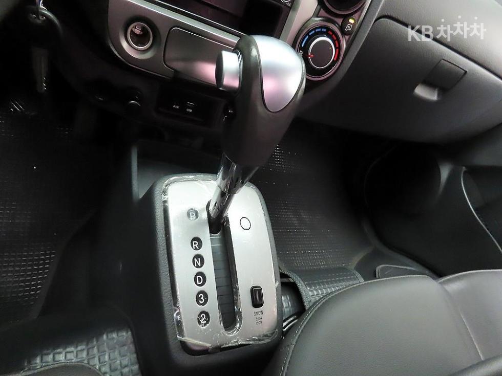 2018 - kia bongo iii
