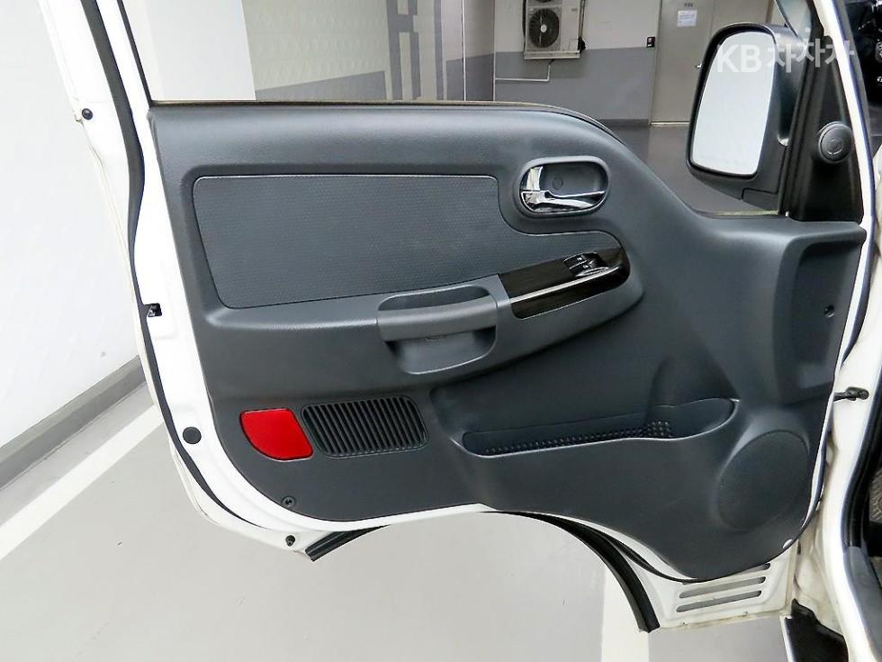2018 - kia bongo iii