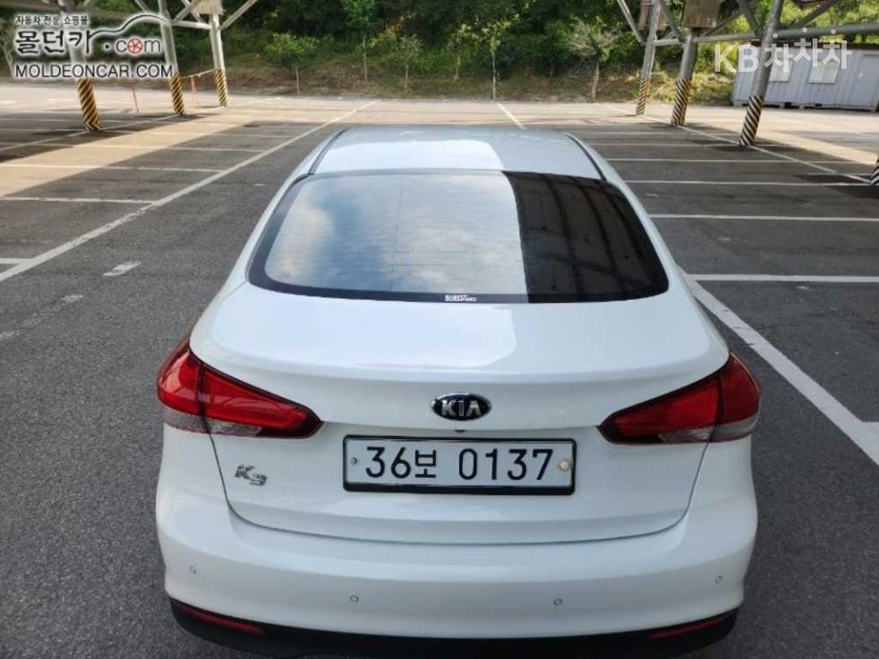 2017 - kia k3