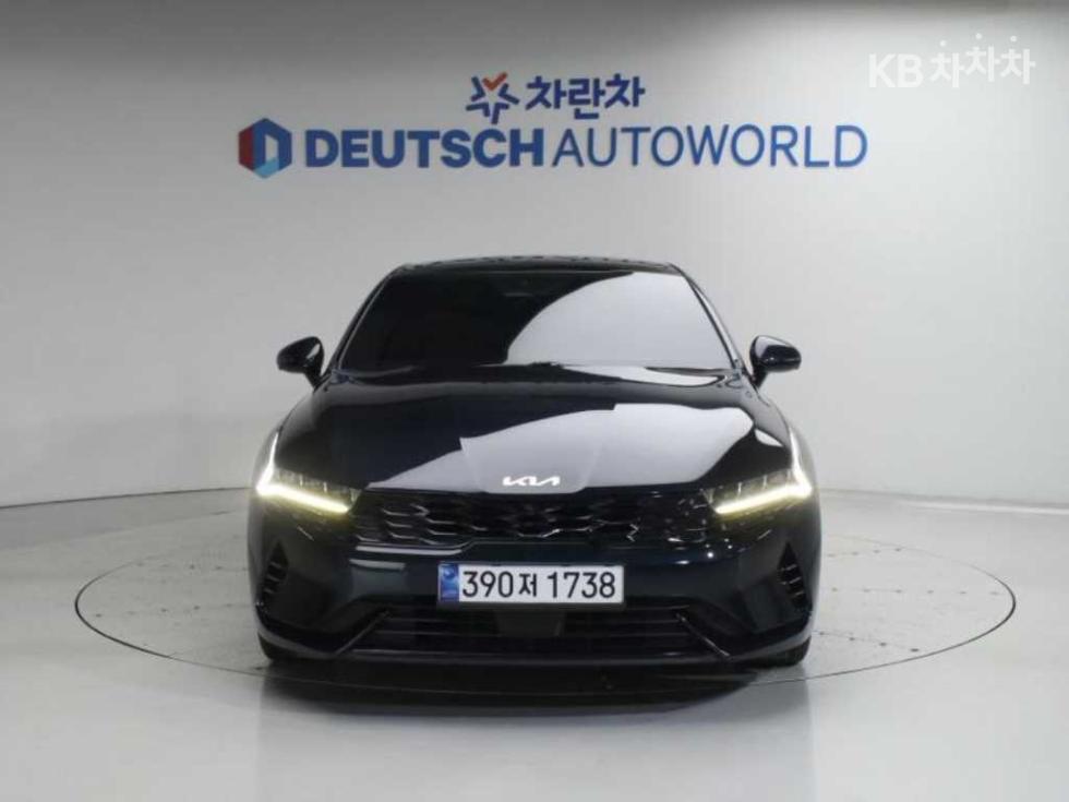 2023 - kia k5