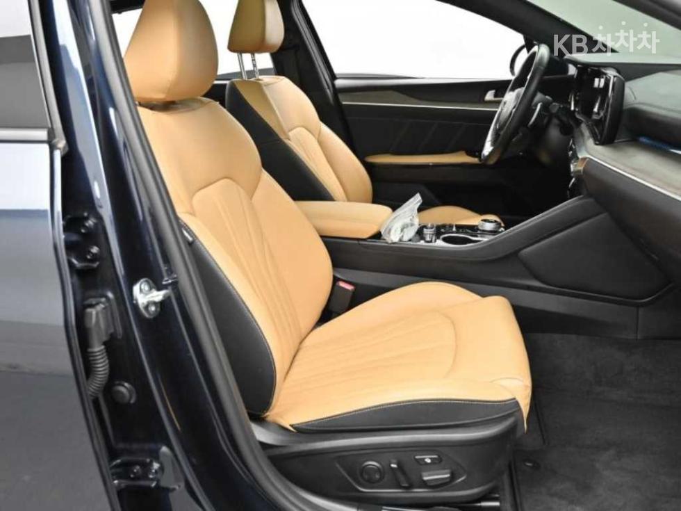 2023 - kia k5