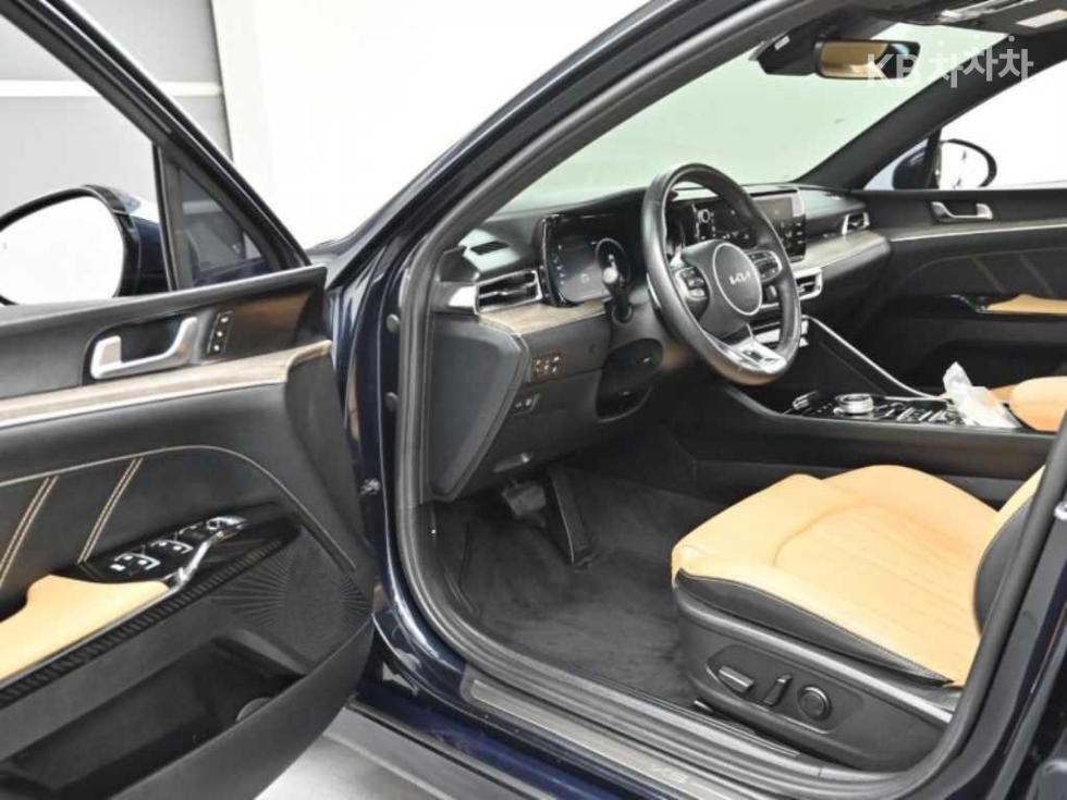 2023 - kia k5