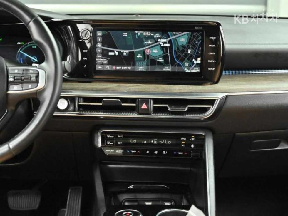 2023 - kia k5