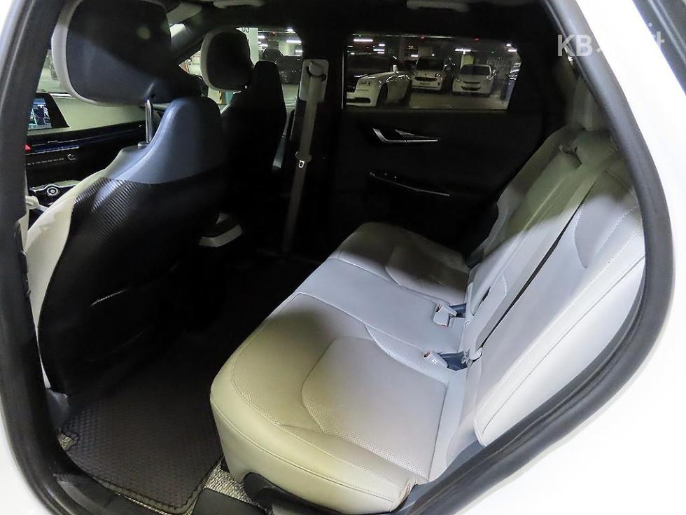 2022 - kia ev6