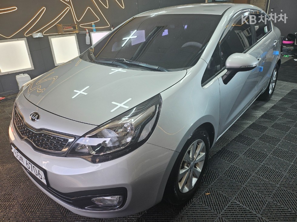 2014 - kia pride