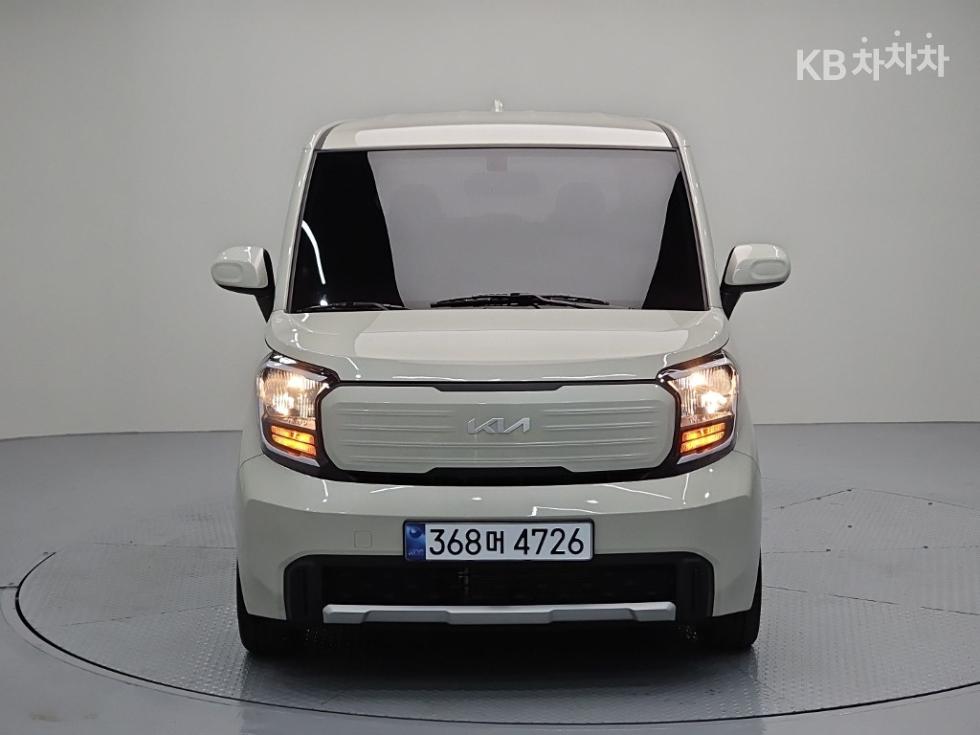 2023 - kia kia