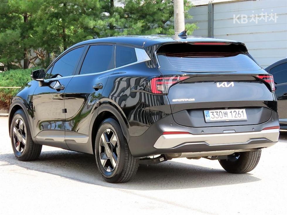 2025 - kia sportage