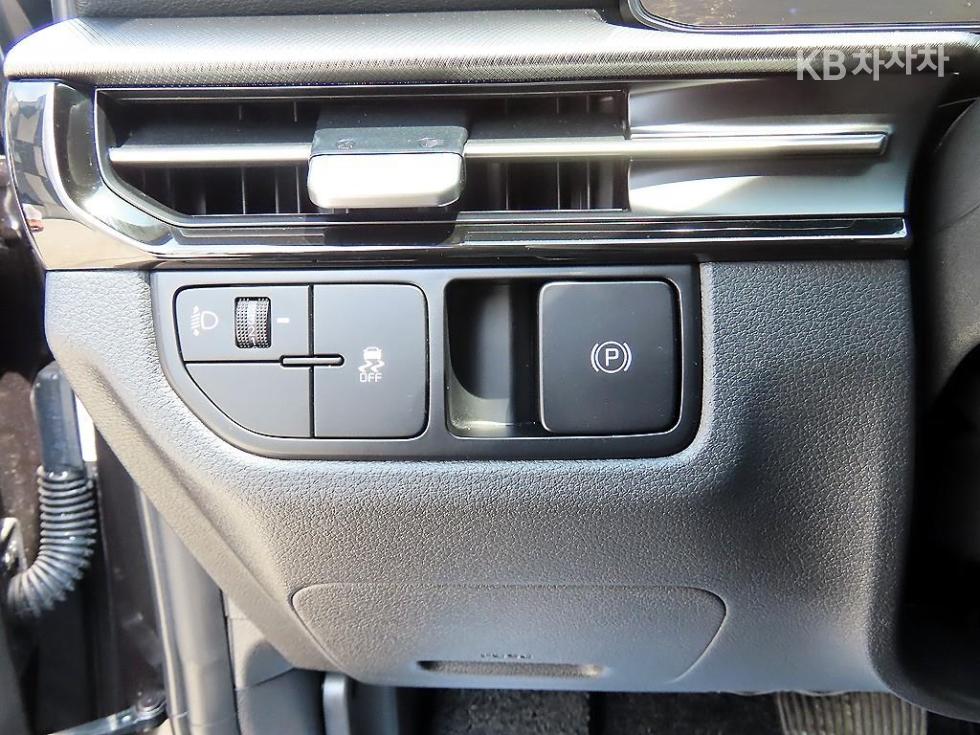 2025 - kia sportage
