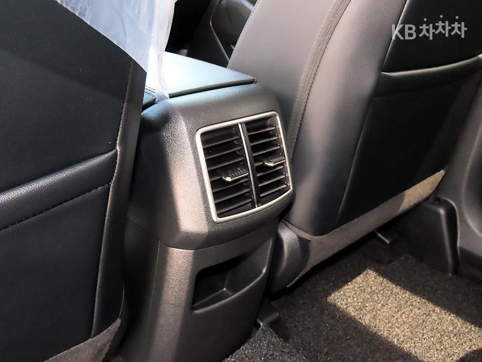 2025 - kia sportage
