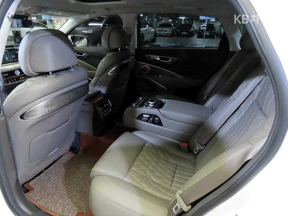 2022 Kia K9(2) photo
