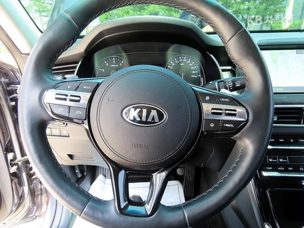 2020 - kia k7