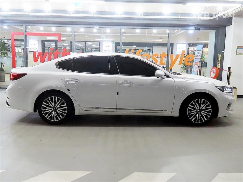 2020 - kia k7
