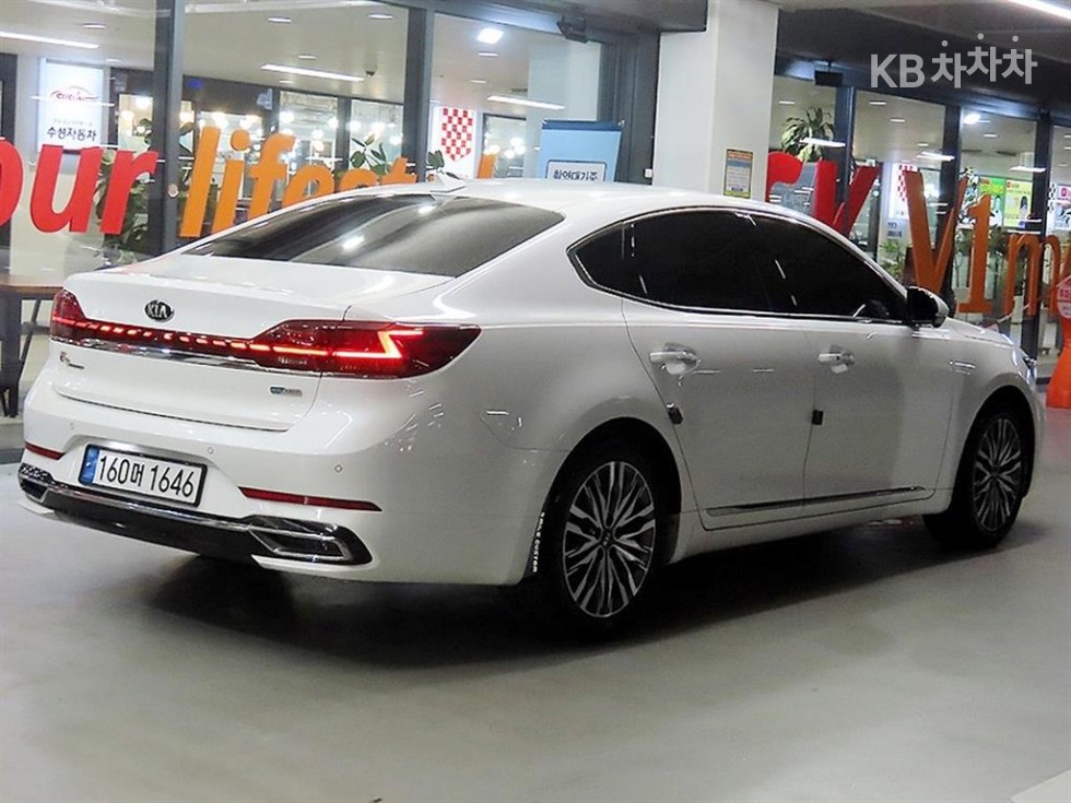 2020 - kia k7