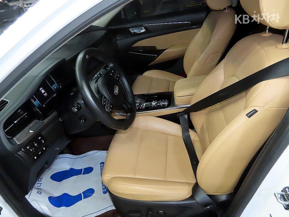 2020 - kia k7