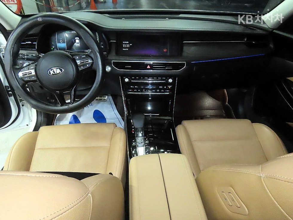 2020 - kia k7