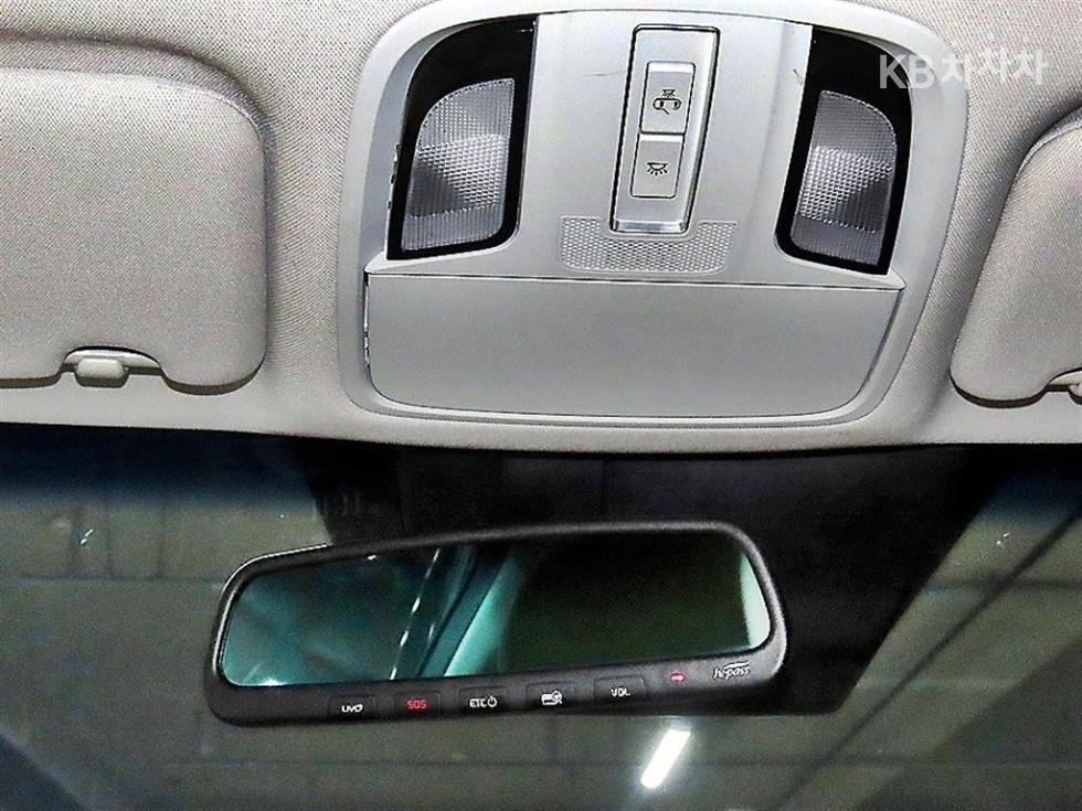 2020 - kia k7