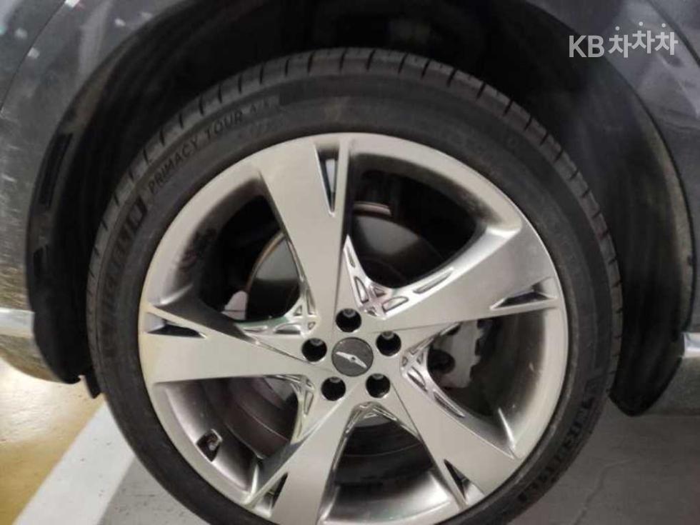 2020 Genesis GV80 photo