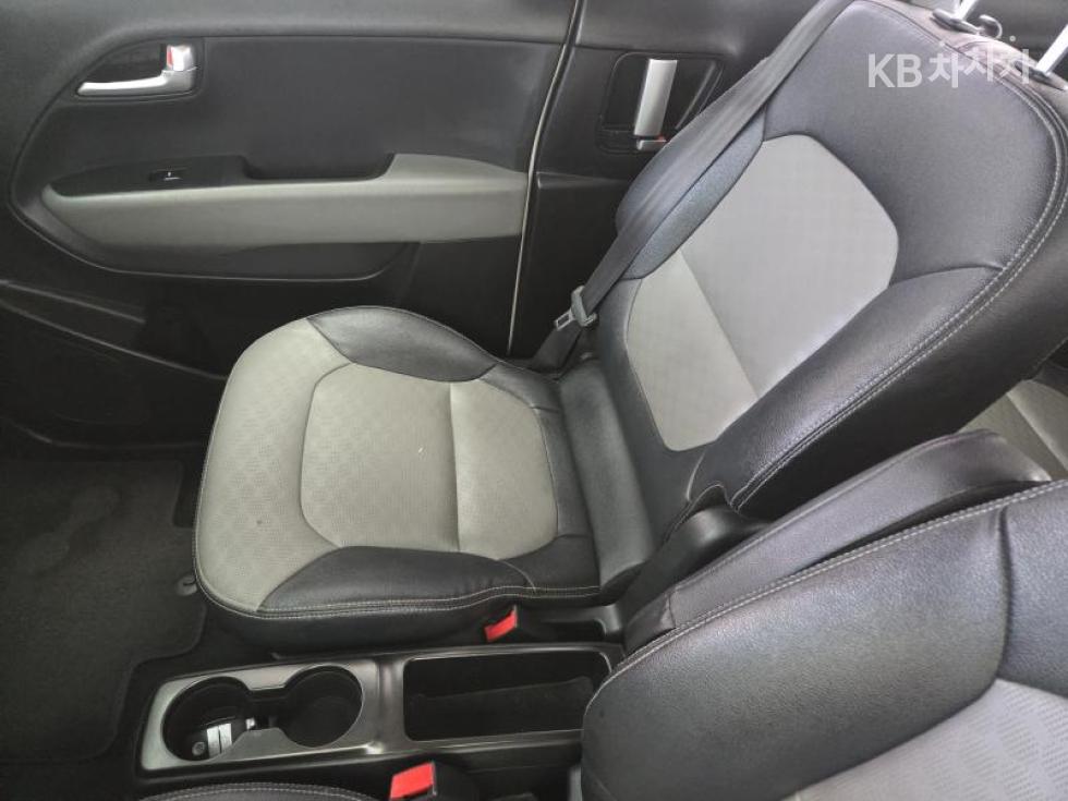 2019 - kia ray
