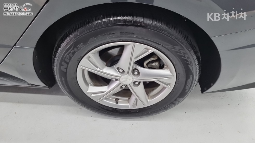 Hyundai Sonata — miniaturë 18