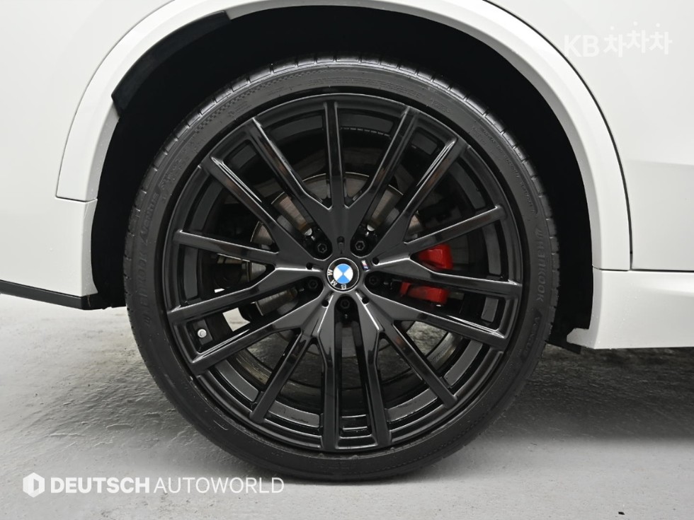 BMW X5 — miniaturë 5