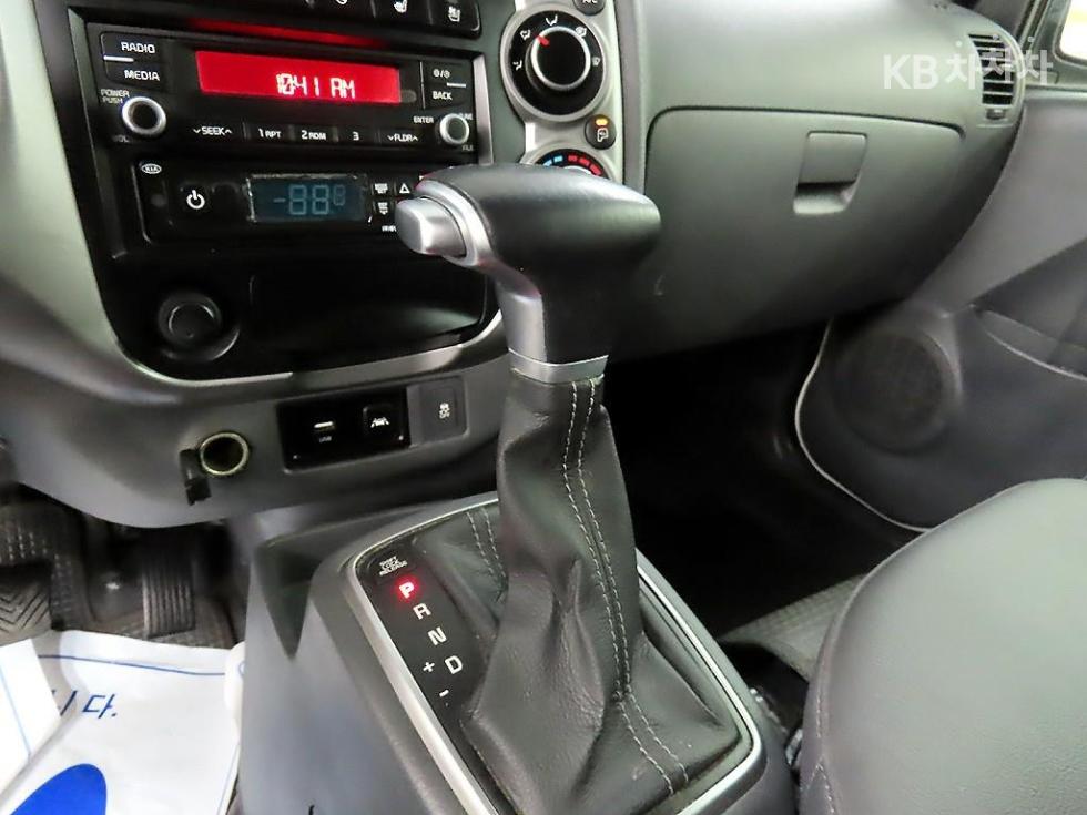 2020 - kia bongo iii