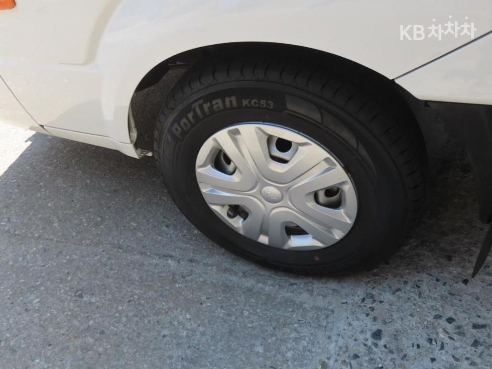 2021 - kia bongo iii