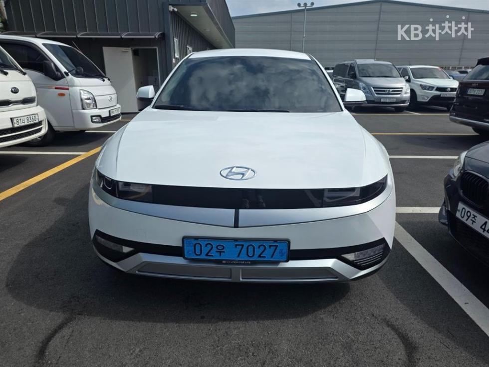 현대 아이오닉5 2023년식 현대 아이오닉5 영업용 2WD 롱레인지 패키지