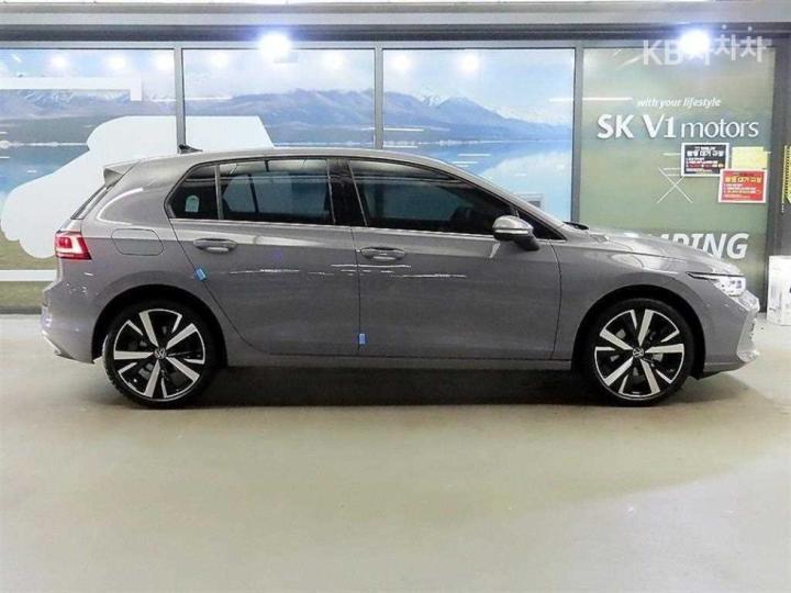 Volkswagen Golf The 8 MK8 2.0 TDI Prestige 4