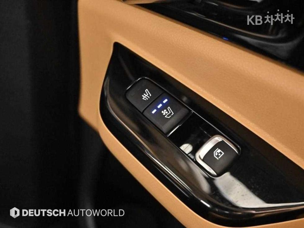 2021 - kia carnival