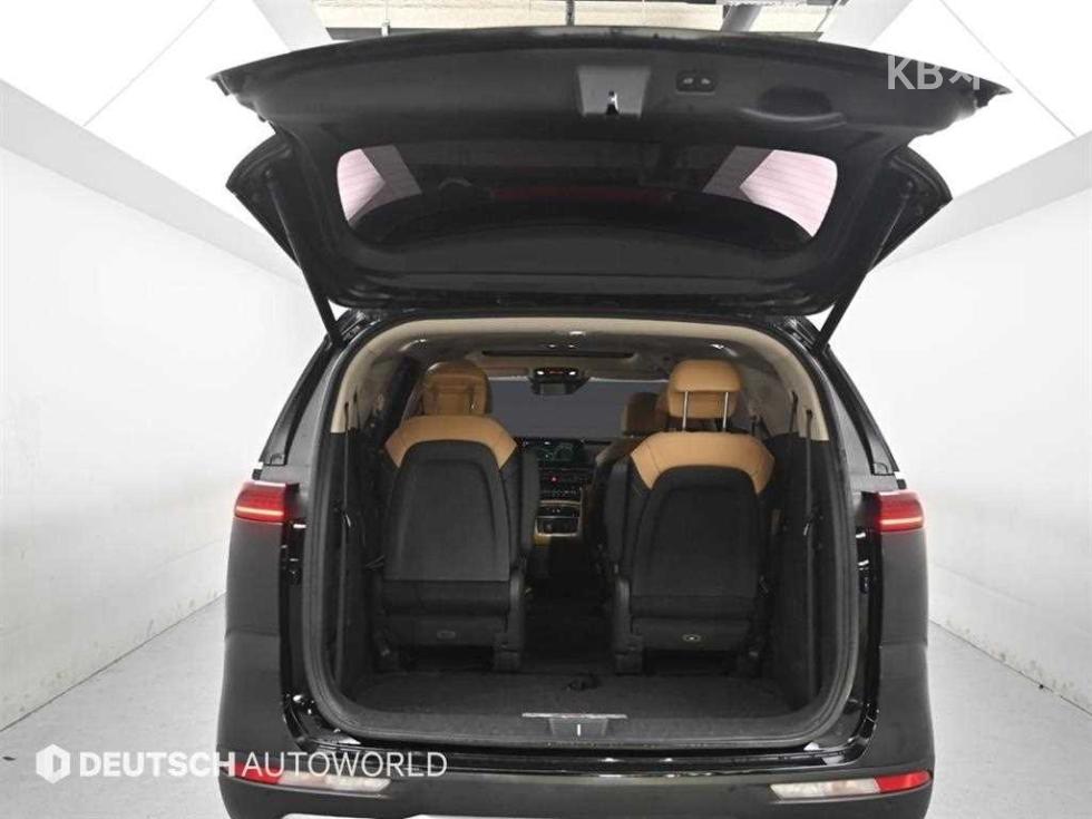 2021 - kia carnival
