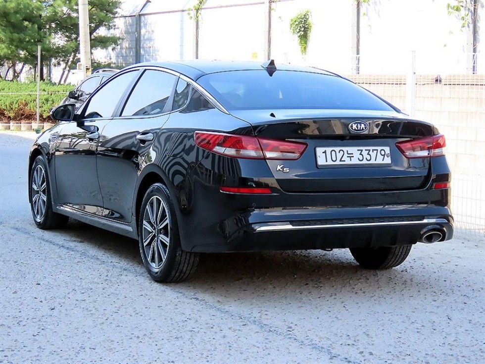 2020 - kia k5
