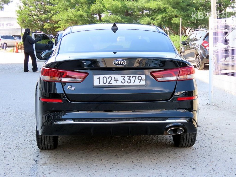 2020 - kia k5
