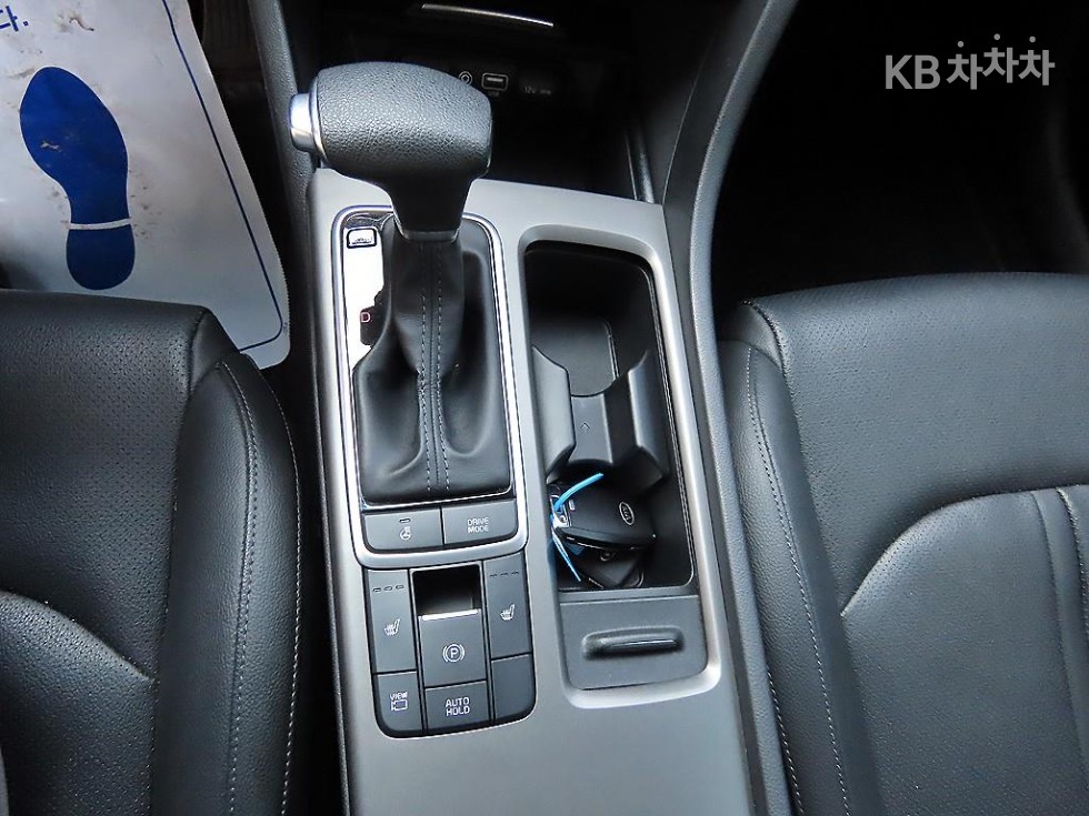 2020 - kia k5