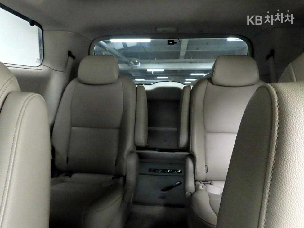 2017 - kia carnival