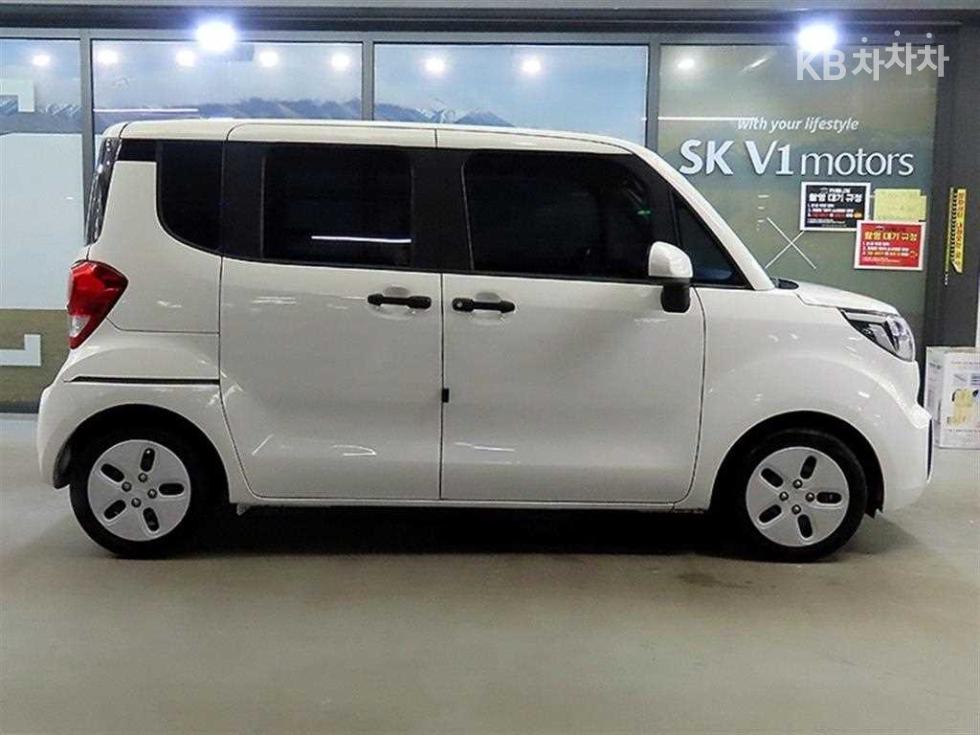 2022 - kia ray