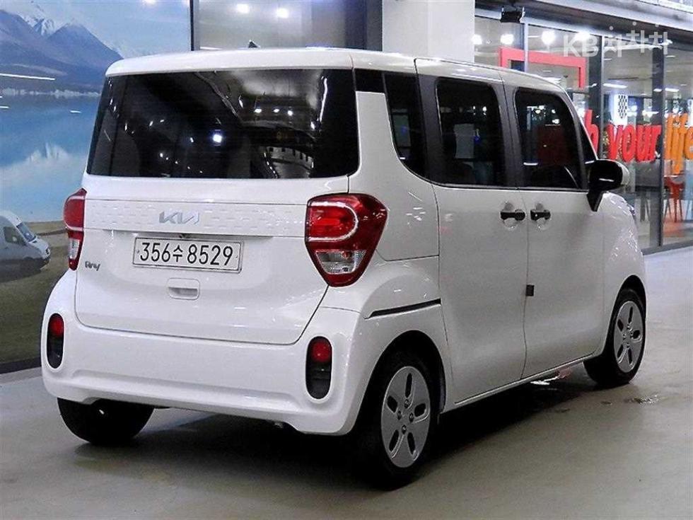 2022 - kia ray