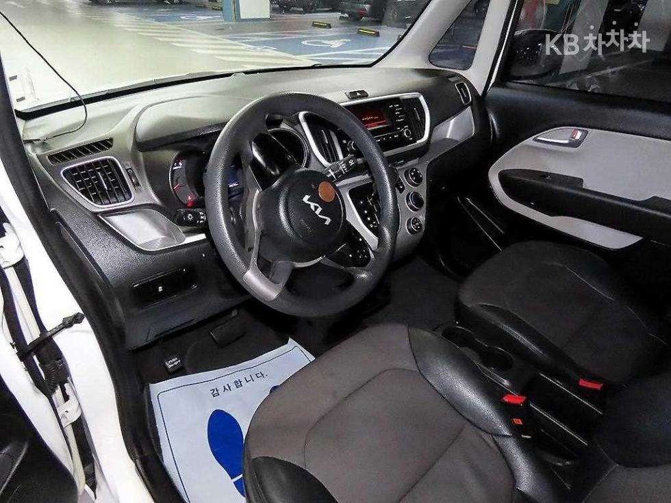 2022 - kia ray