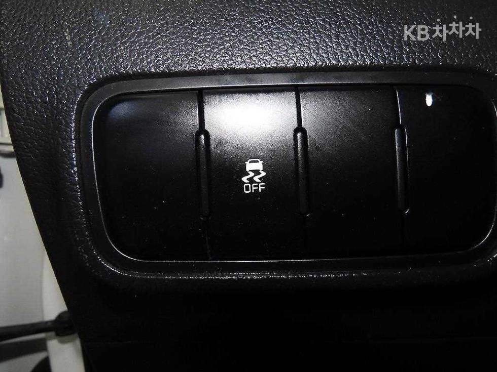 2022 - kia ray