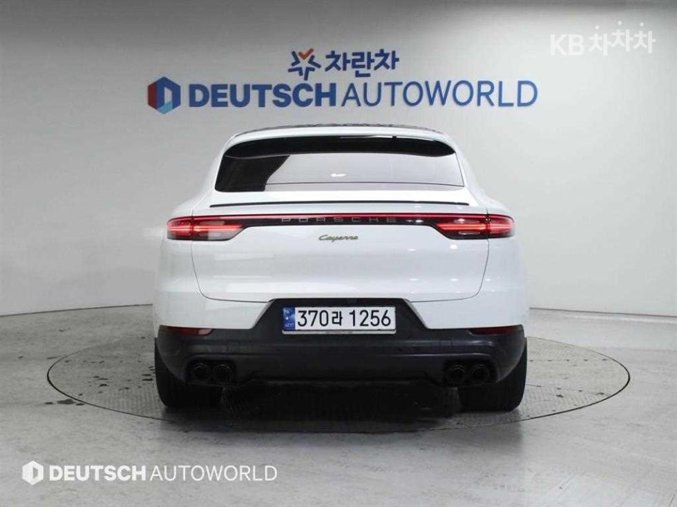 Porsche Cayenne — miniaturë 4