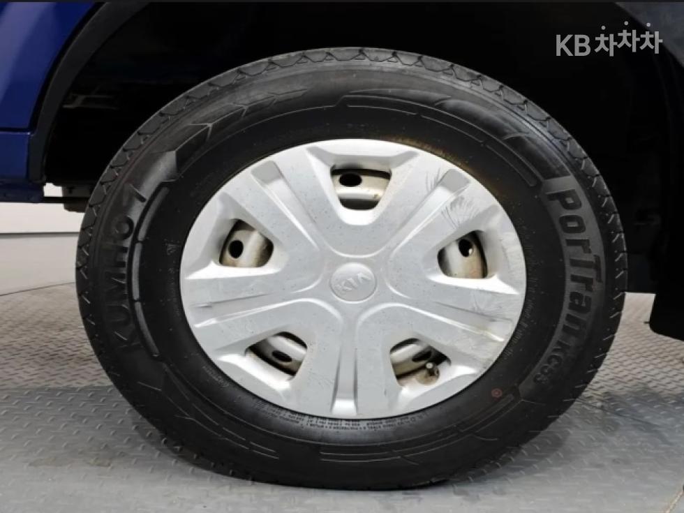 2017 - kia bongo iii