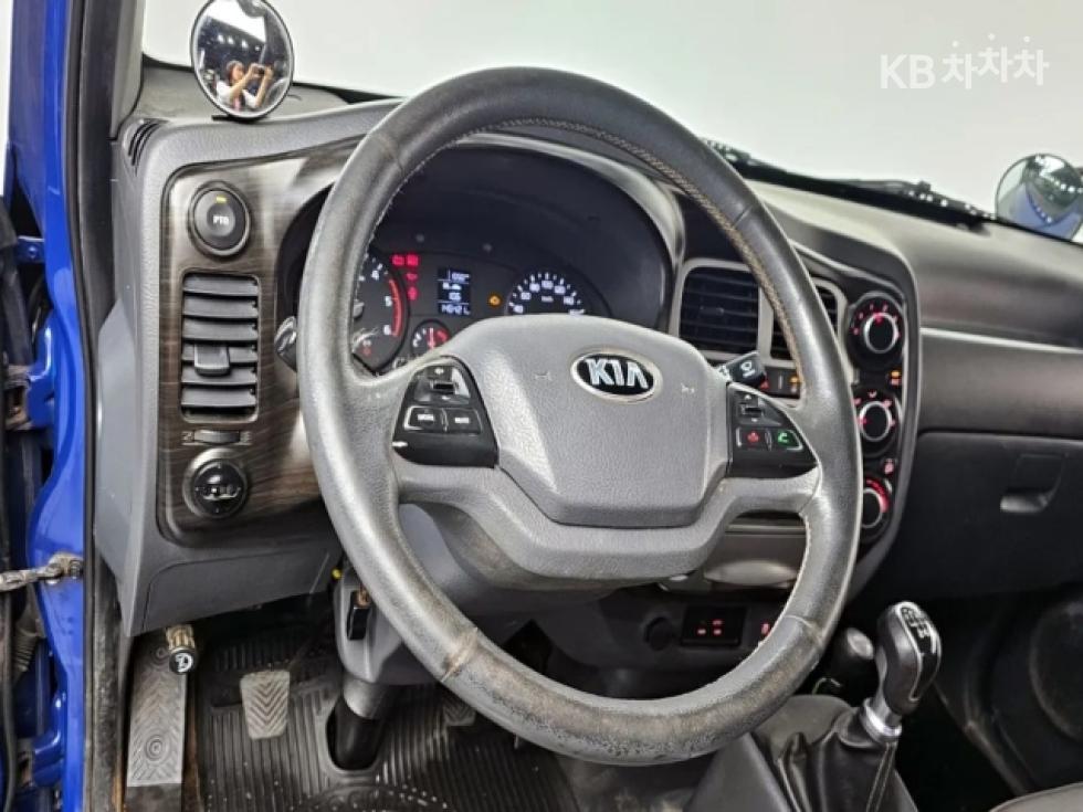 2017 - kia bongo iii