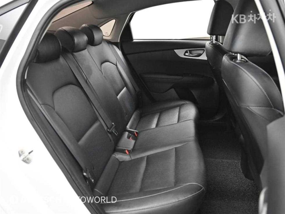 2022 - kia k3
