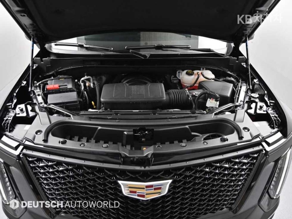 Cadillac Escalade — miniaturë 6