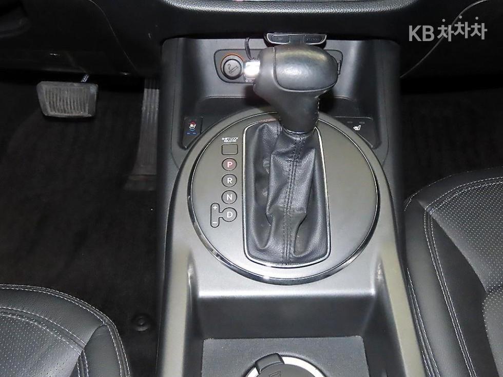 2011 - kia sportage