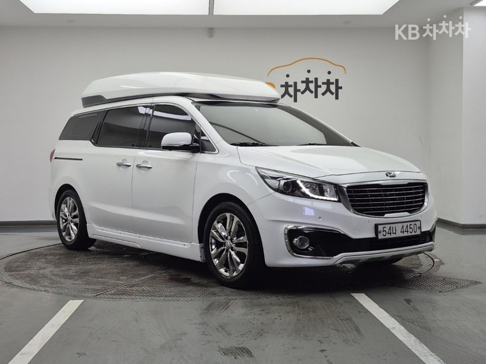 2018 - kia carnival