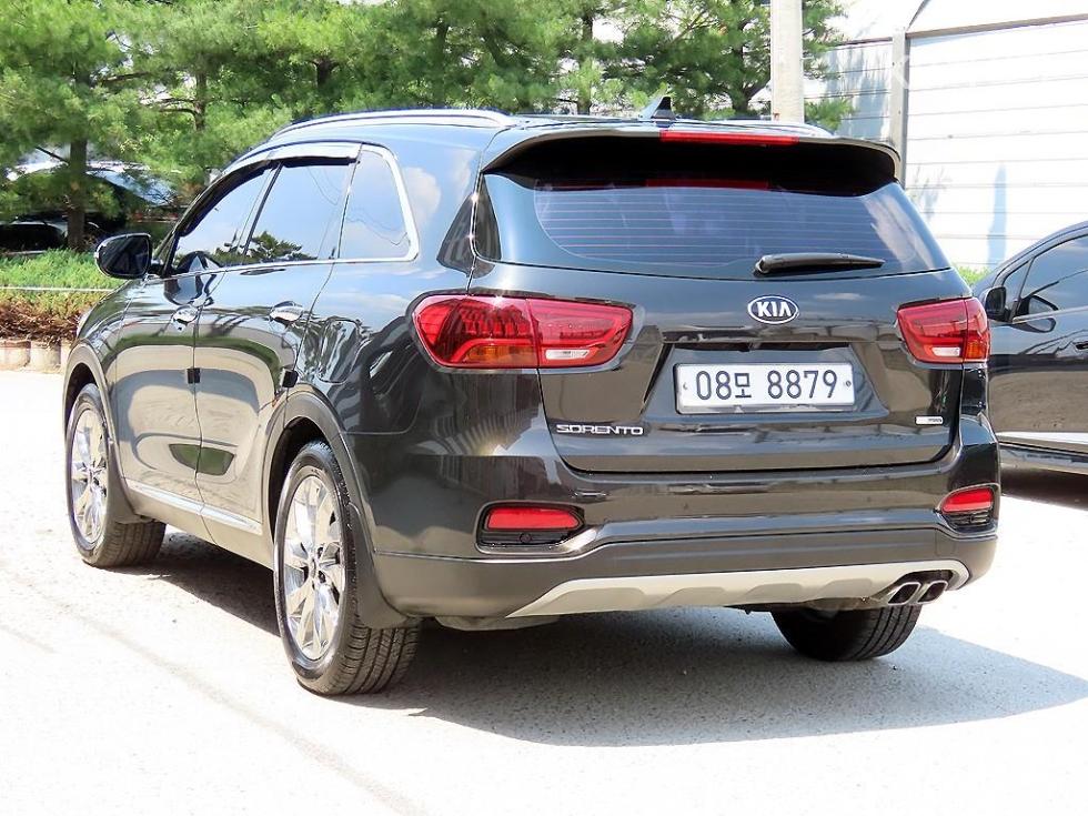 2019 - kia sorento