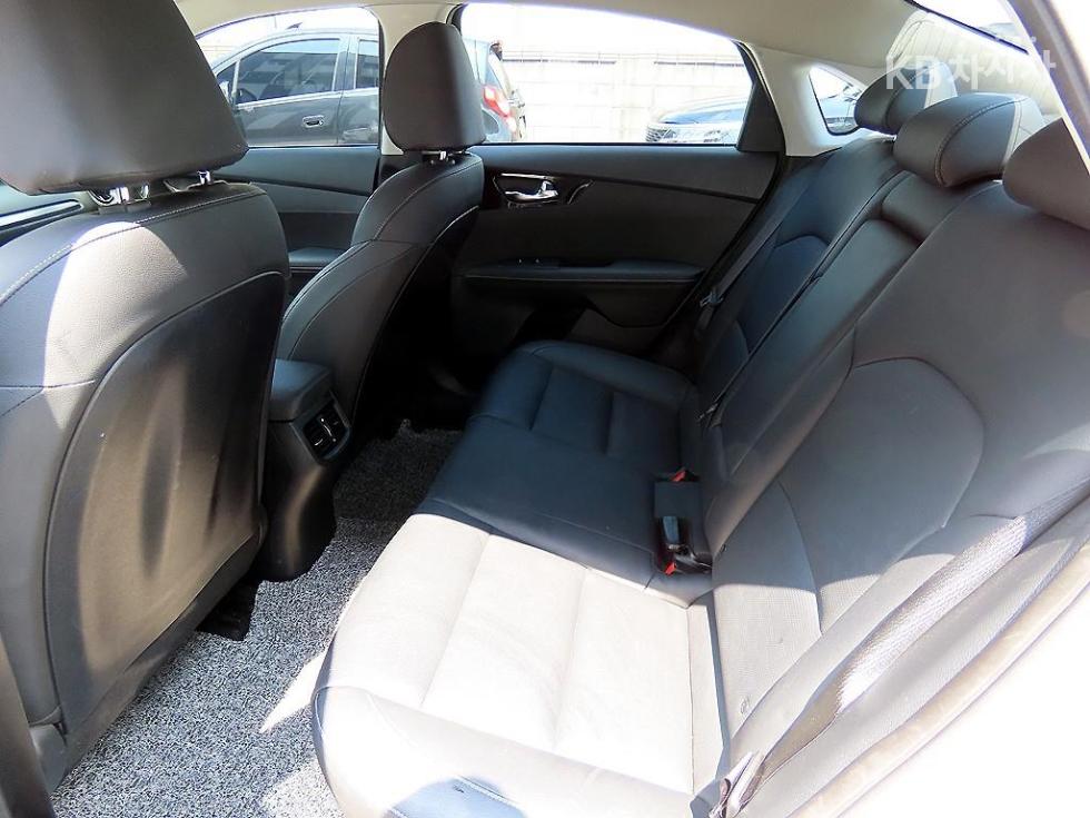 2019 - kia k3