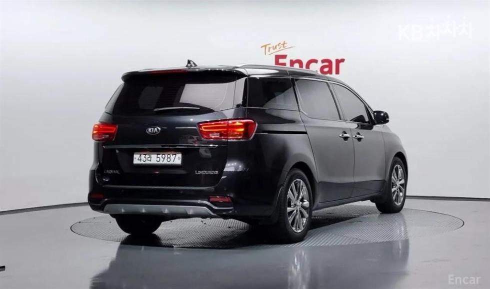 2019 - kia carnival