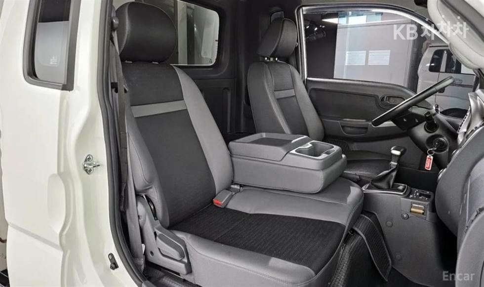 2023 - kia bongo iii